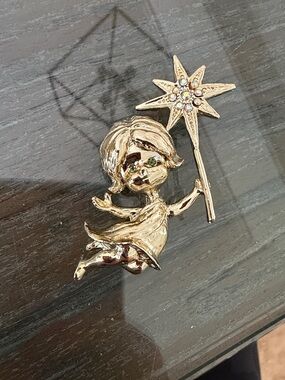 TANCER II brooch, an angel holding a rhinestone-studded star wand